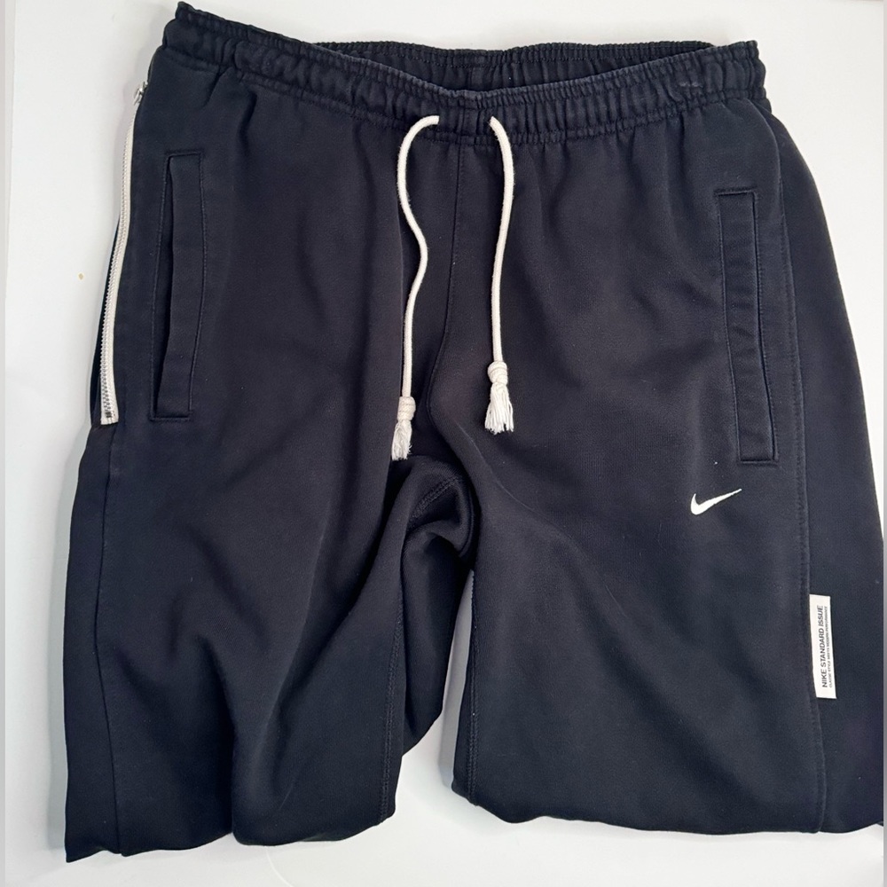 LIKE NEW NIKE Sweatpants Stand Issue Pants Joggers Mens Black